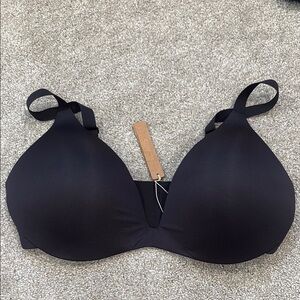 NWT Skims Wireless Form Super Push-up Bra